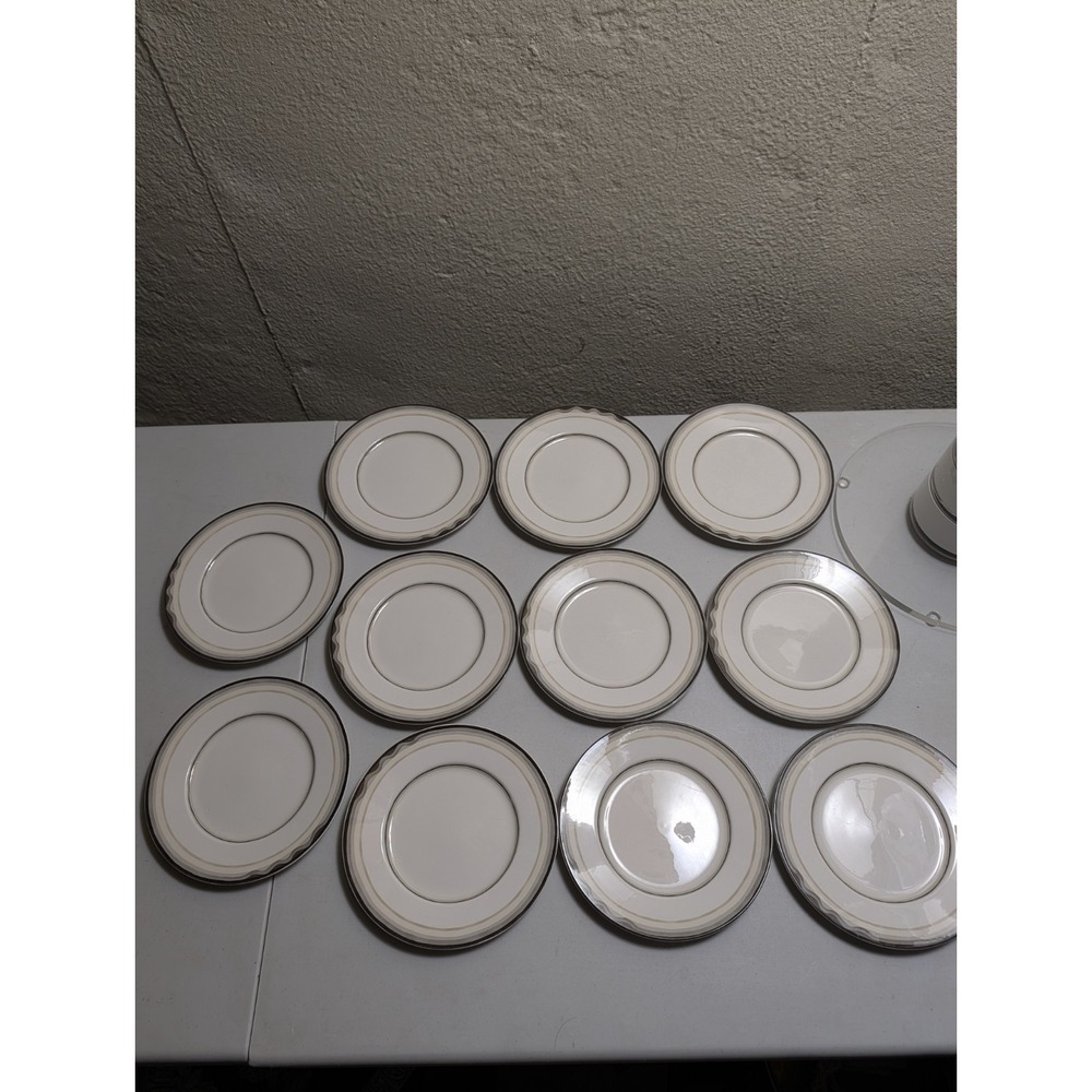 Sasaki Salad Serving Plates 8.5" Moderna Retired‎ Pattern Set Of 11